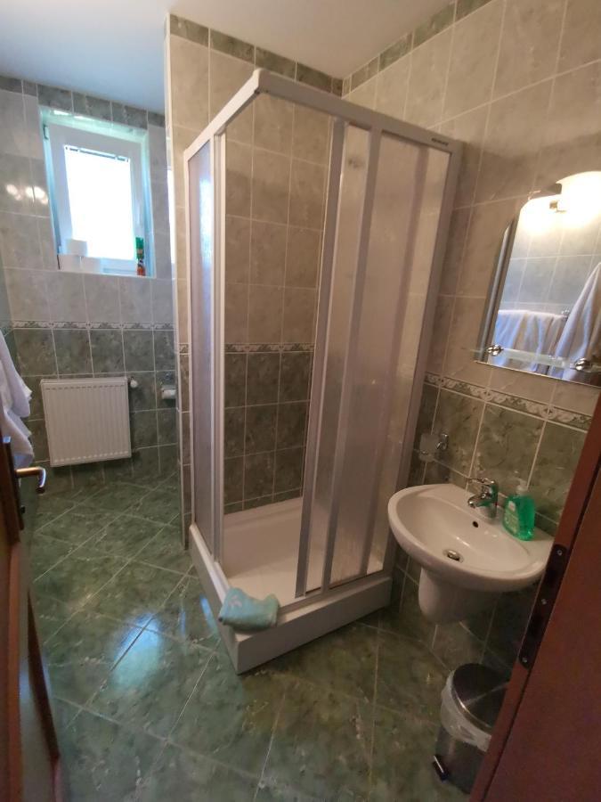 Apartmany Rajecka Dolina Rajecke Teplice Exterior photo